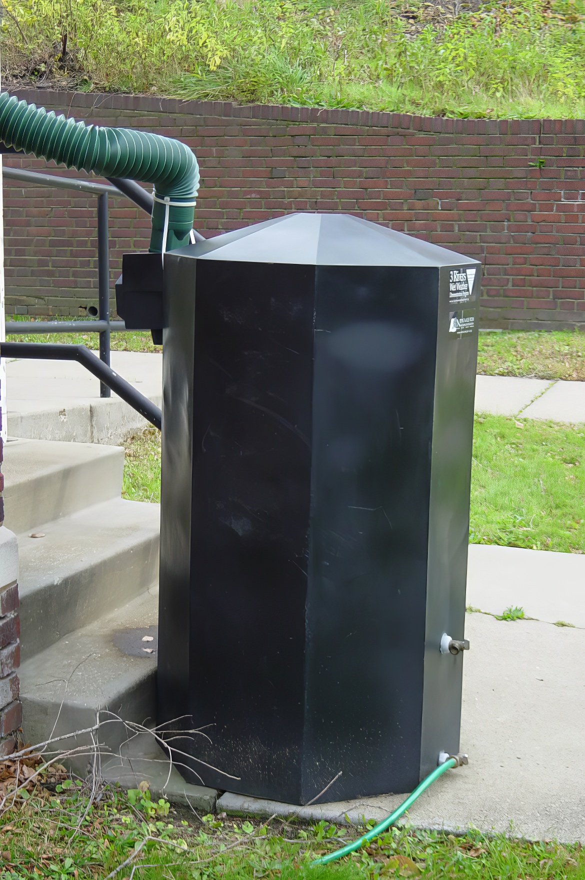 Rain Barrel Cistern